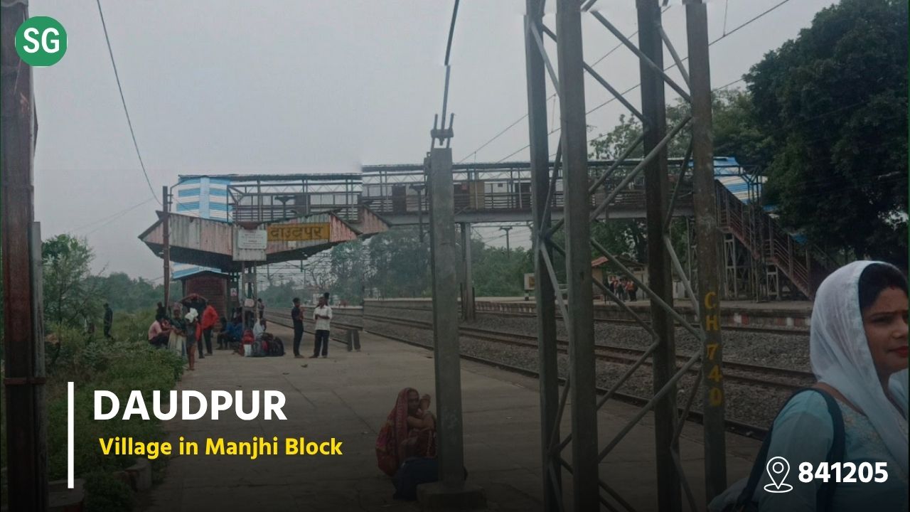 Daudpur Village In Manjhi Block Saran Bihar