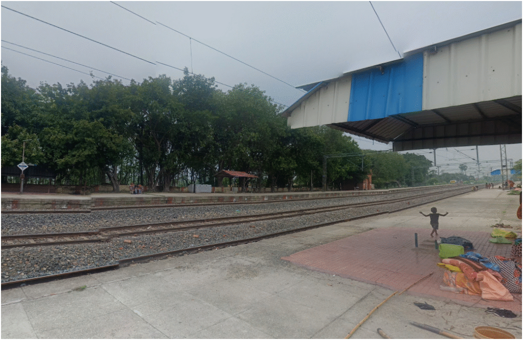 Daudpur Railway Station I Daudpur Railway Station Image by saranguider